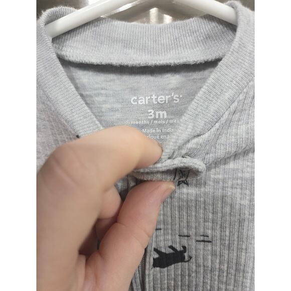 5/$15 Ribbed Gray Southwestern Print Sleeper - Carter's - 3mo - Picture 3 of 3
